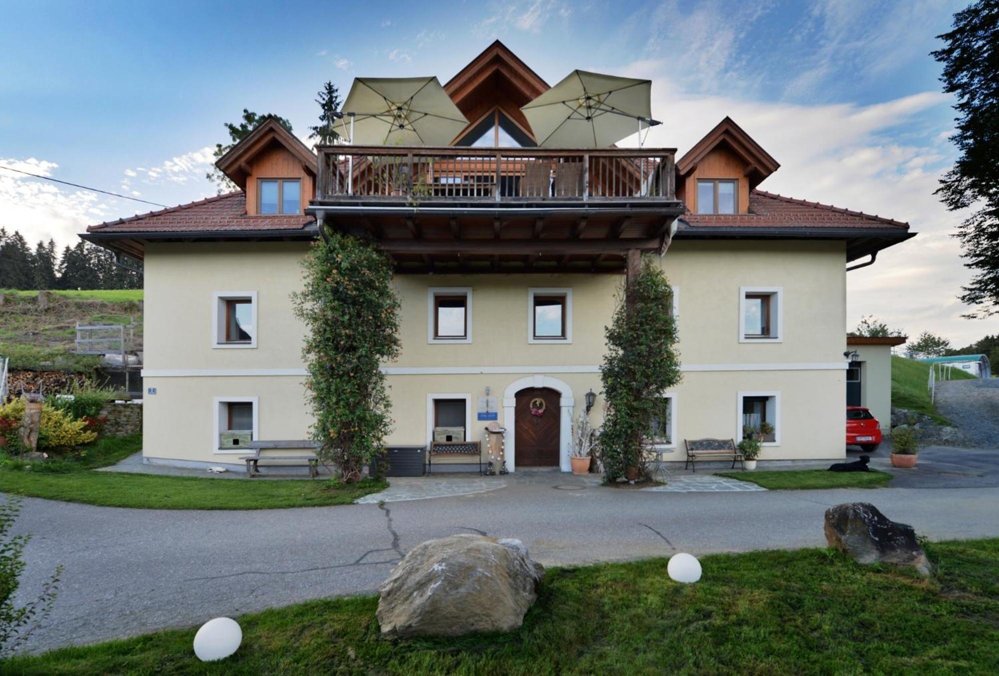 Little Farm Apartments Feldkirchen in Kärnten Esterno foto